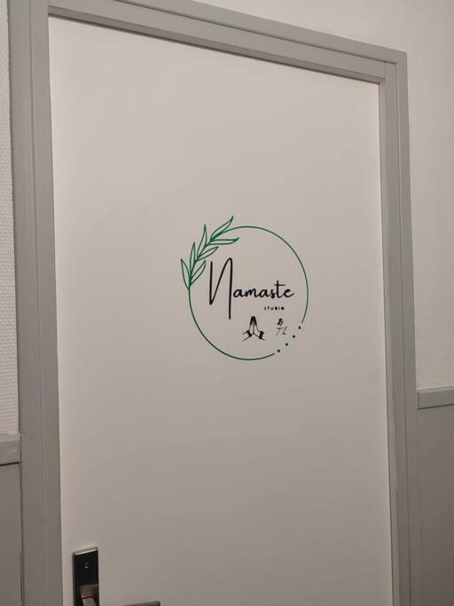 Namaste Studio By T&L Apartment Denain Exterior photo